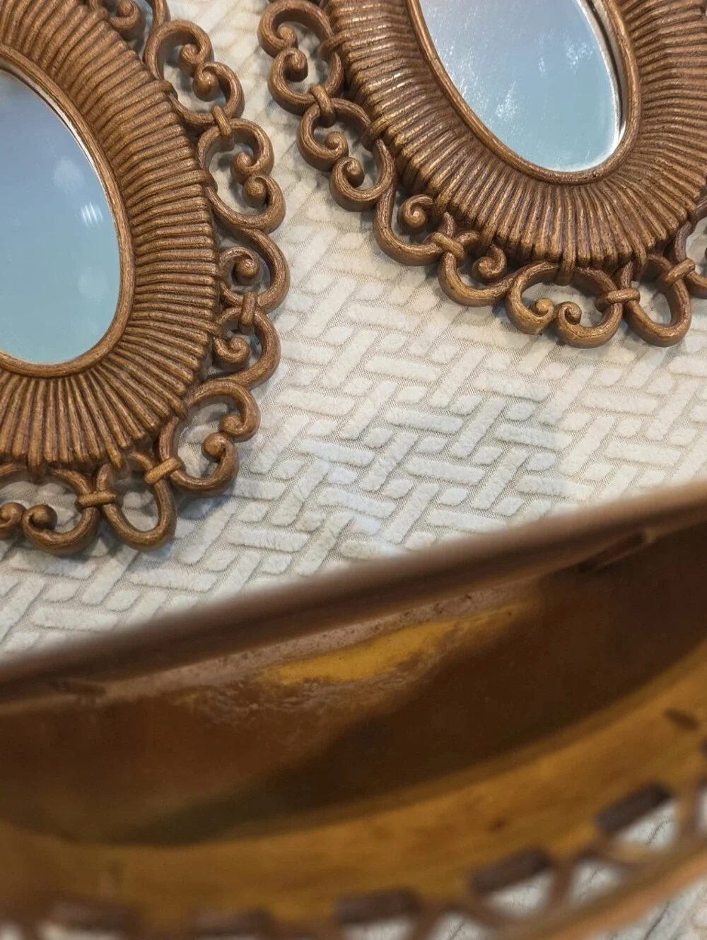 1970s Boho Vintage Oval Wall Mirrors And Wall Planter In Faux Wood Wicker